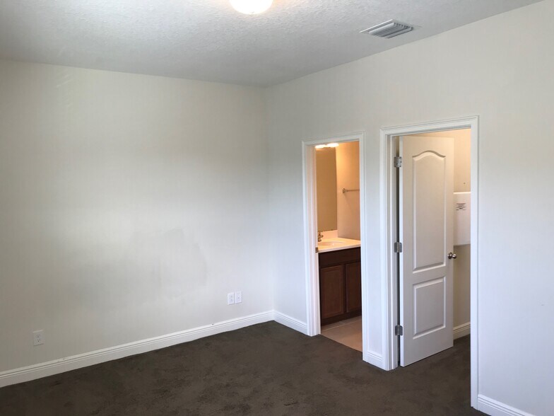 Bedroom - 8641 Via Tavoleria Way