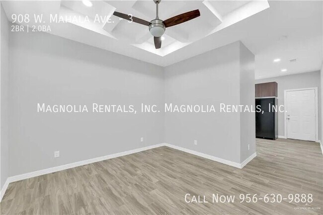 Building Photo - 908 W Mahala Ave
