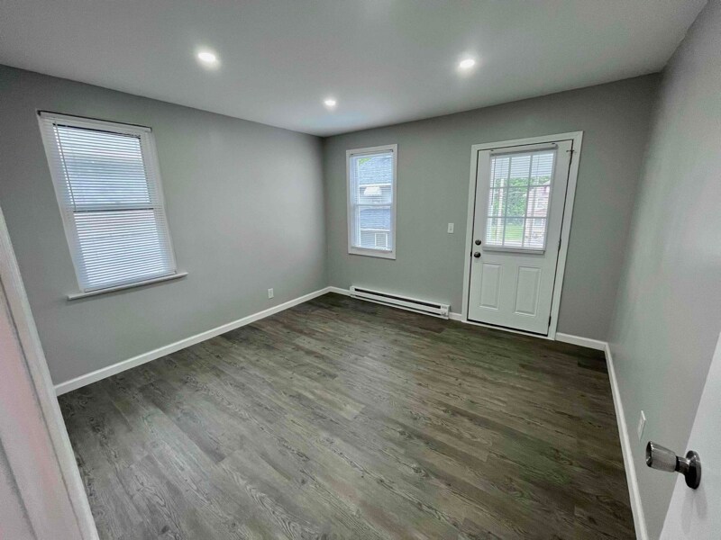 Building Photo - 117 N Arthur Ave