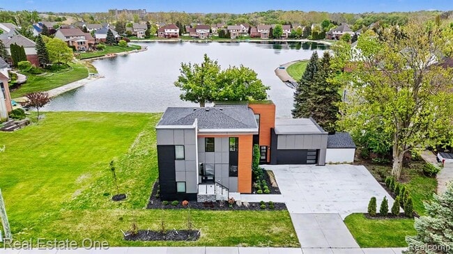 Building Photo - 6480 John R Rd