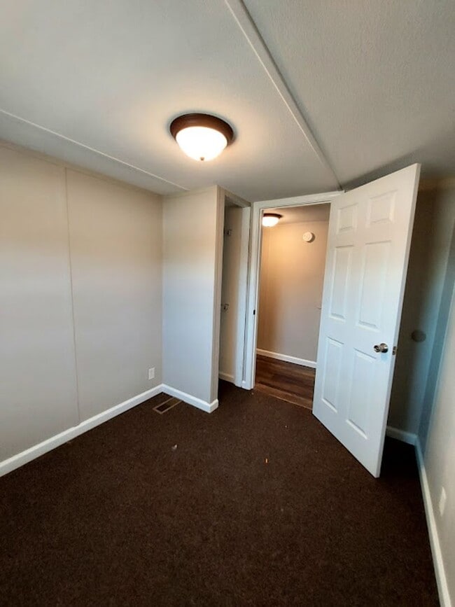 Building Photo - 3 BR Mobile Home for Rent Close to Wren Sc...