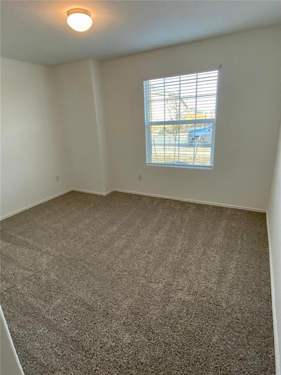 Building Photo - 215 Chickasaw Ln