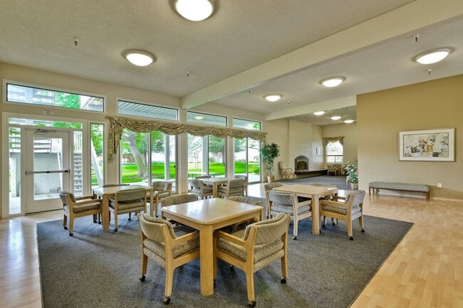 Building Photo - 10834 Northview Square