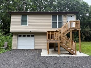 Building Photo - Cozy, Newly Renovated 2-Bed Retreat on Geo...