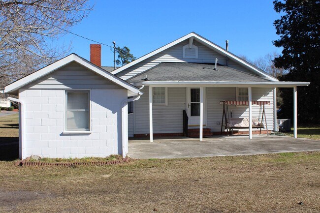 Building Photo - 428-A SC-544