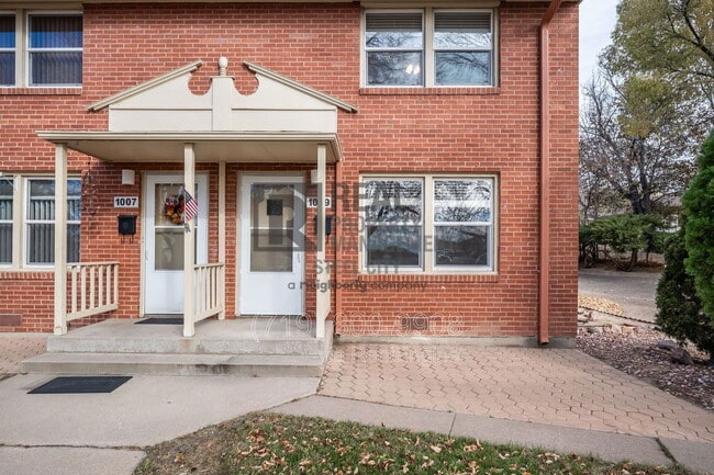 Building Photo - 1009 Constitution Rd