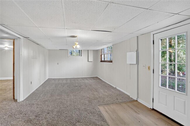 Building Photo - 2289 Addison Rd NE