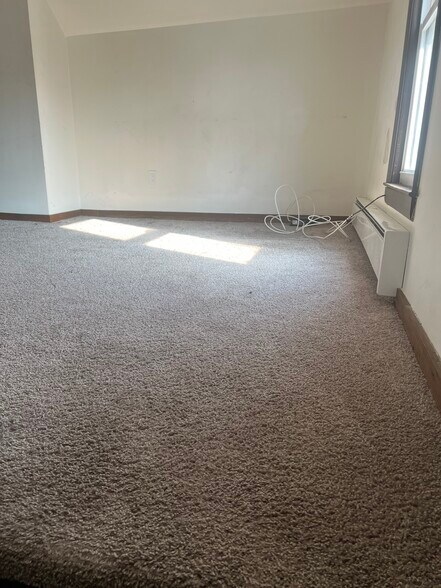 Building Photo - 8 Fox Ter