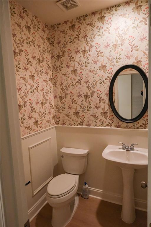 Building Photo - 6001 Brookside Oak Cir