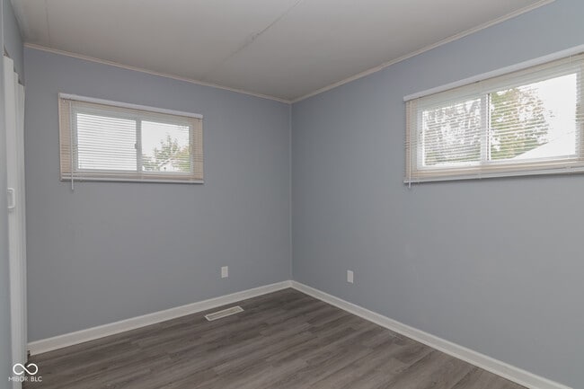 Building Photo - 290 Ardmoor Dr