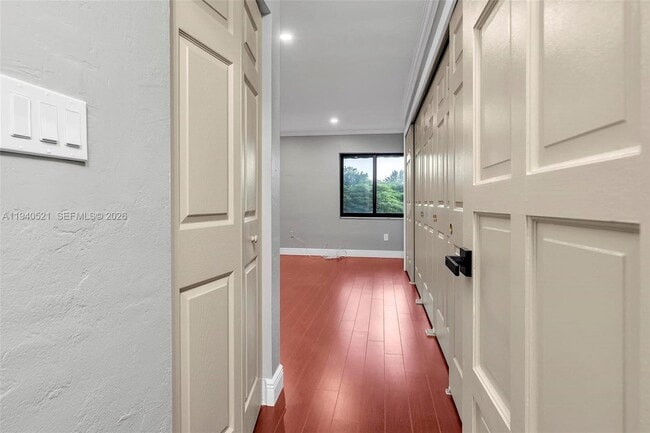 Building Photo - 8898 SW 62nd Terrace