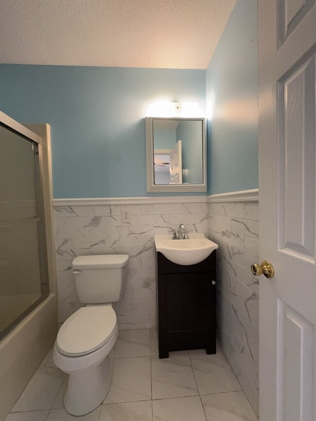 Building Photo - 110 Elwood Rd