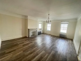 Building Photo - 2607 9th St