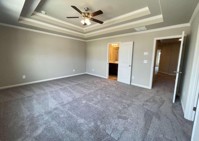 Building Photo - 5136 Fox Den Rd