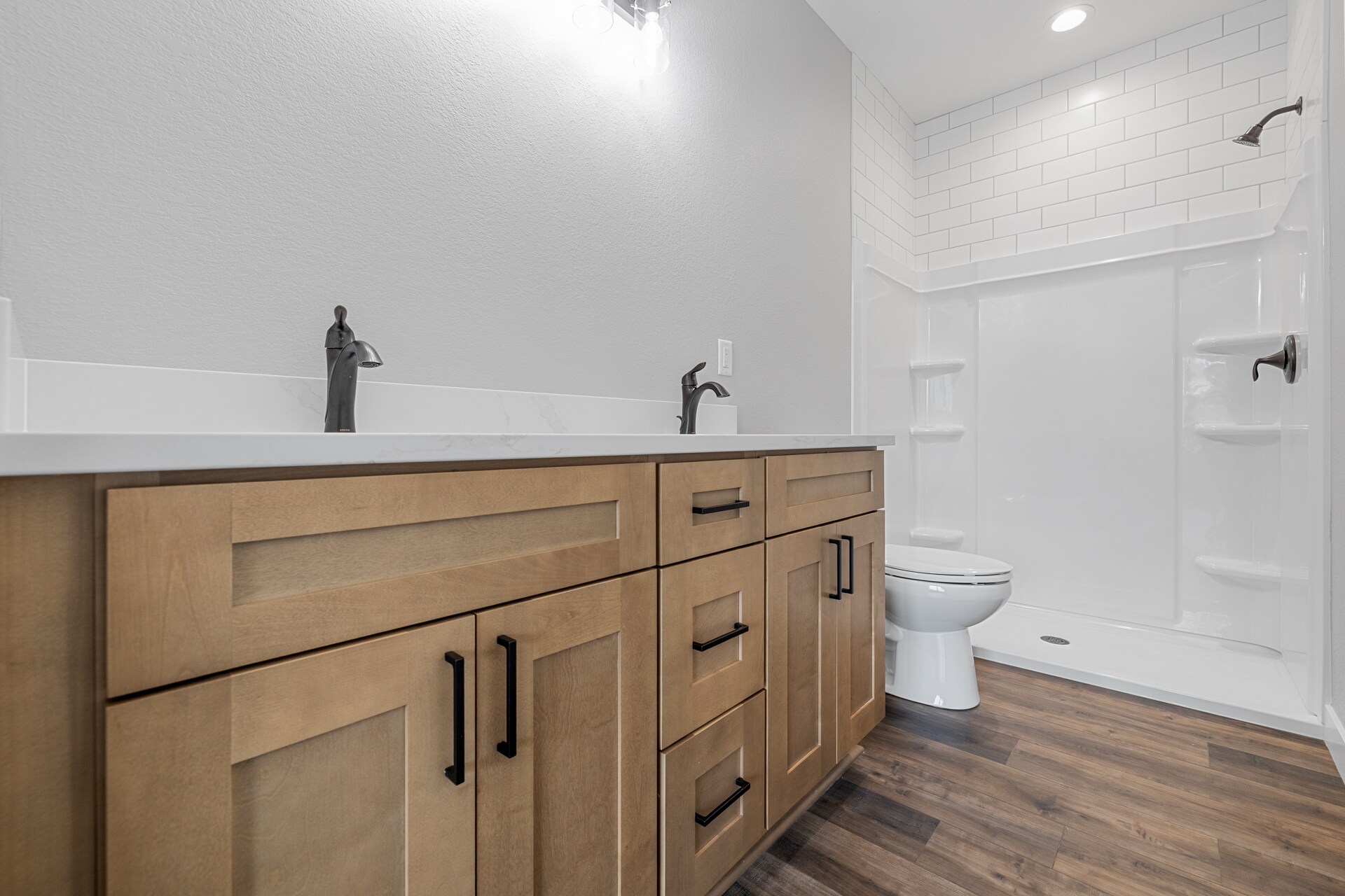 Building Photo - 1867 Woodland Way