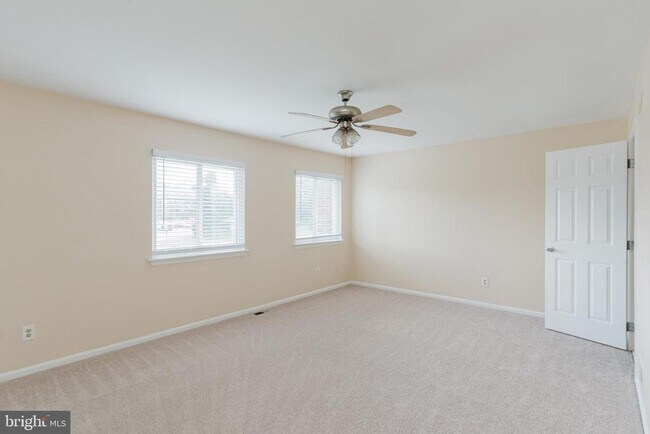 Building Photo - 116 Talgrath Ct