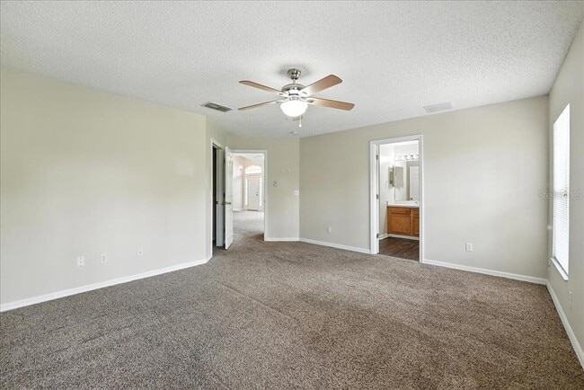 Building Photo - 961 Hanford Dr