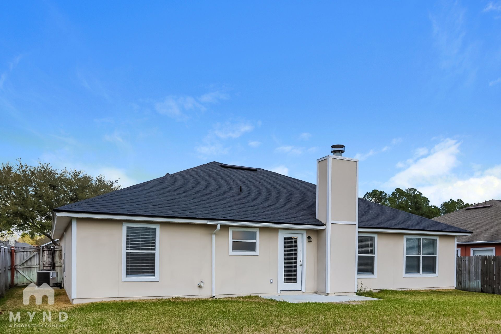 Building Photo - 3225 Button Wood Dr