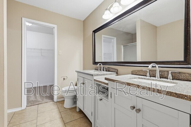 Building Photo - 2744 Frontier Ln