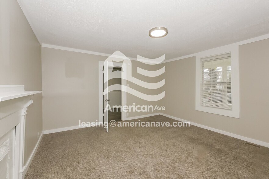 Building Photo - 3513 3rd Ave