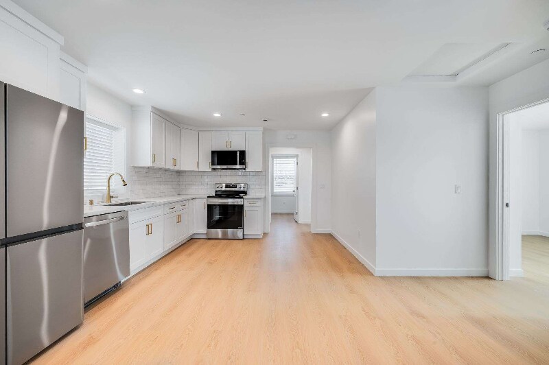 Building Photo - 4643 Pepperwood Ave