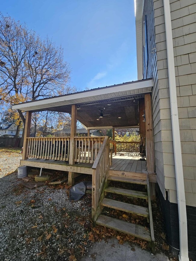 Building Photo - 93 N Rose Blvd