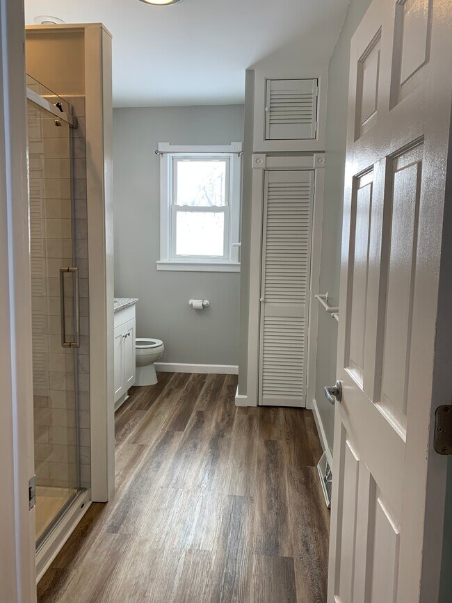 Building Photo - 125 Oxford Rd