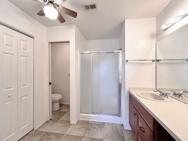 Building Photo - Charming 2 Bedroom, 2 Bathroom Townhome fo...