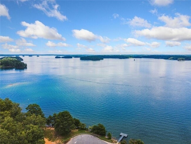 Building Photo - 3840 Pilgrim Mill Rd