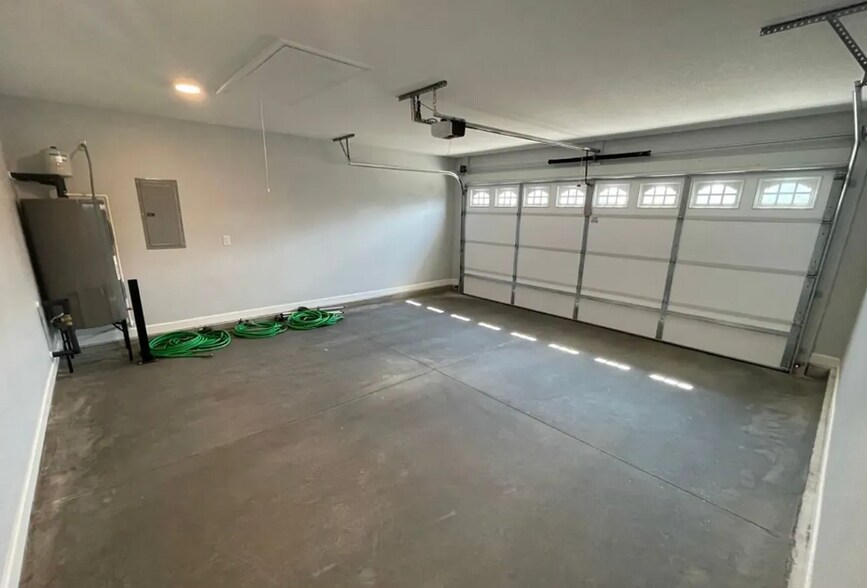 Building Photo - 1204 Mason Hill Way