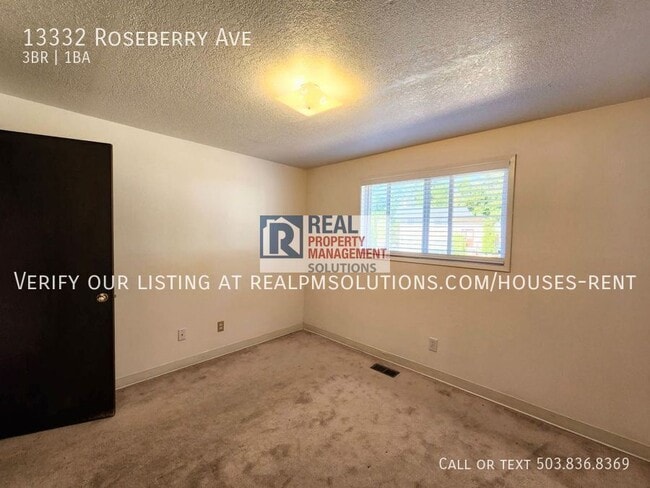 Building Photo - 13332 Roseberry Ave