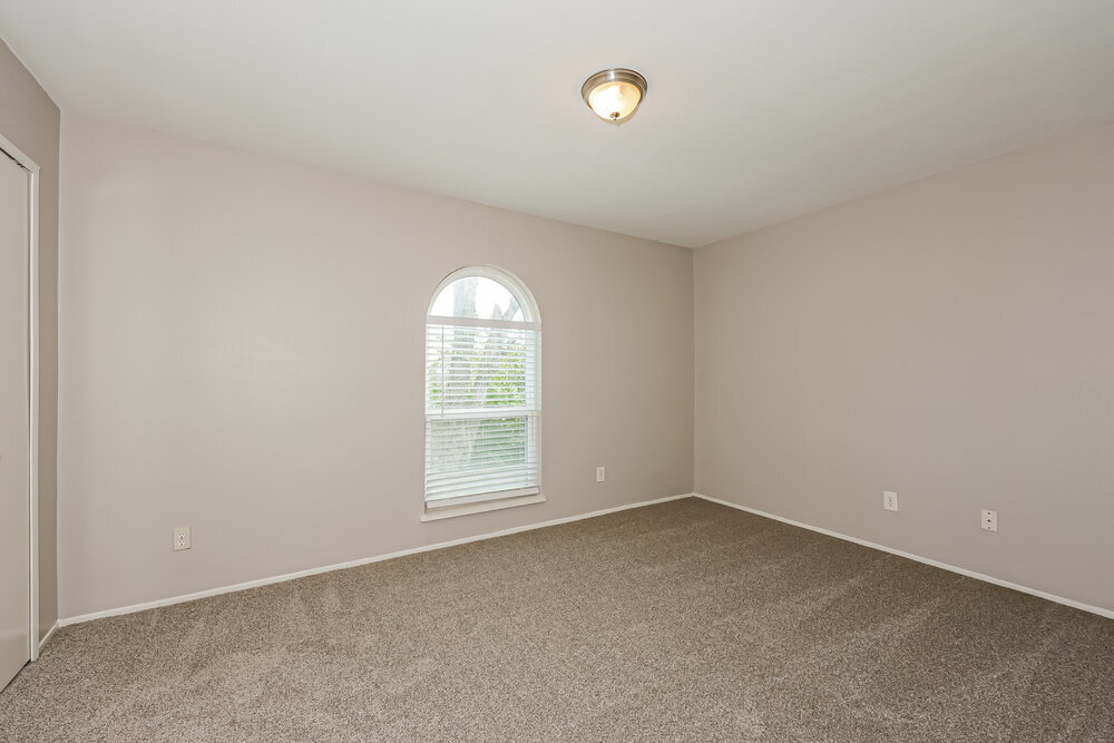 Building Photo - 7438 Emory Oak Ln