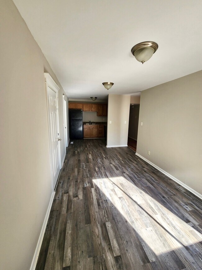 Building Photo - 1628 1st St NW