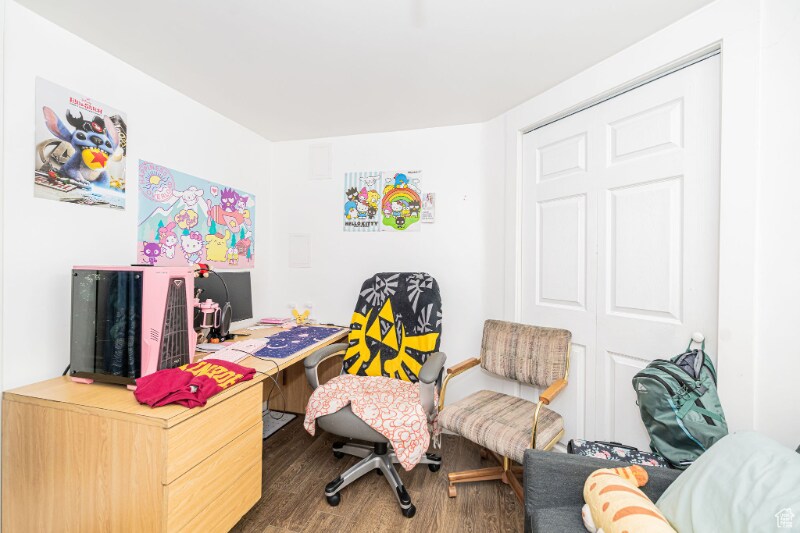 Building Photo - 1074 E 460 S St