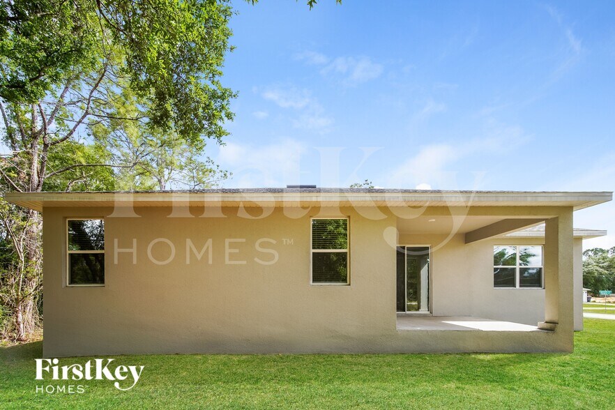 Building Photo - 201 Spoonbill Ln