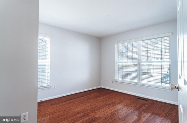 Building Photo - 6607 NETTIES Ln