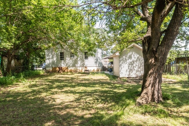Building Photo - 1101 N 44th St