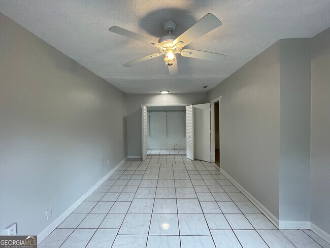 Building Photo - 1088 Riva Ridge Dr NW