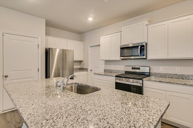 Building Photo - 2892 Calli Crossing Dr