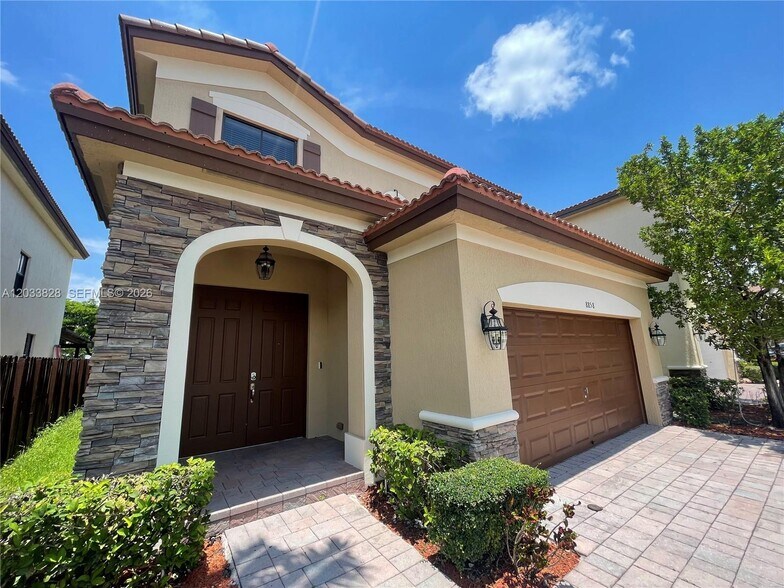 Building Photo - 8858 NW 101st Pl