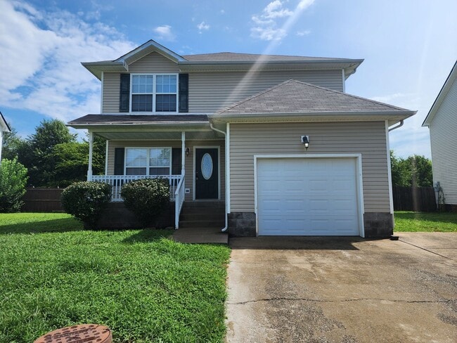 Primary Photo - $1650 4 Bedroom 2.5 Bath Gorgeous Oak Grov...