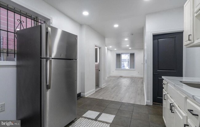 Building Photo - 3342 N Palethorp St