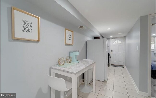 Building Photo - 325 57th St NE