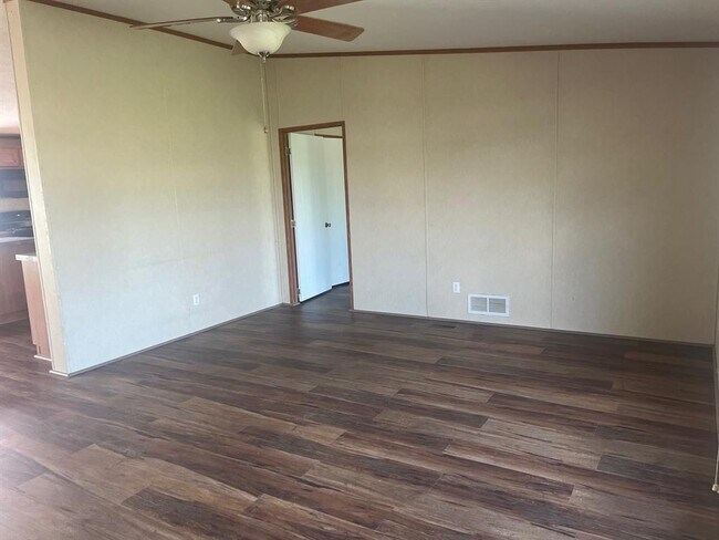 Building Photo - 17925 FM 521 Rd