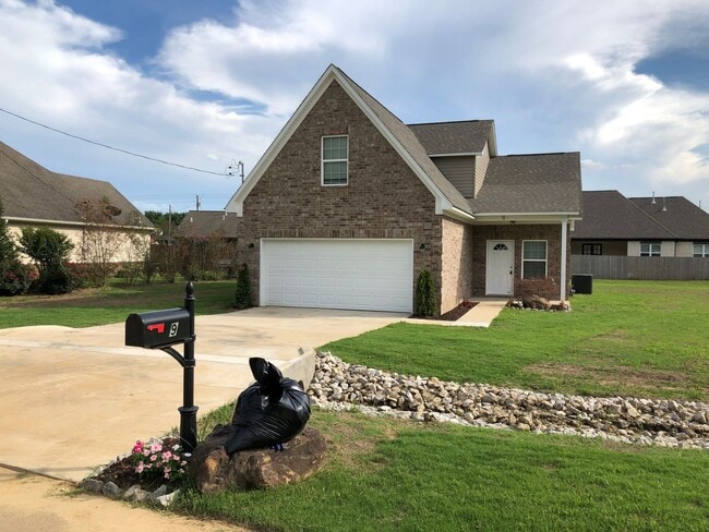 Building Photo - NEW CONSTRUCTION IN 2019 north of Memphis ...