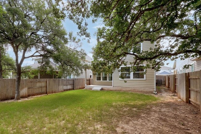 Building Photo - 173 Riverhill Dr