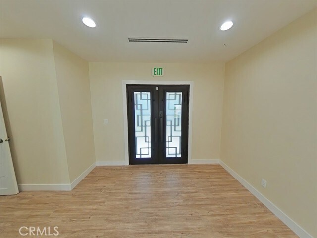 Building Photo - 17633 Nordhoff St