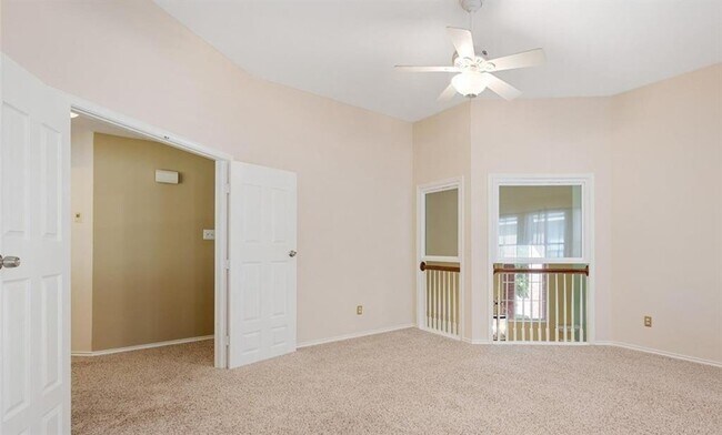 Building Photo - 21331 Willow Glade Dr
