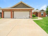 Building Photo - 4713 Limestone Dr