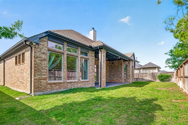Building Photo - 1835 Brooking Hill Ct